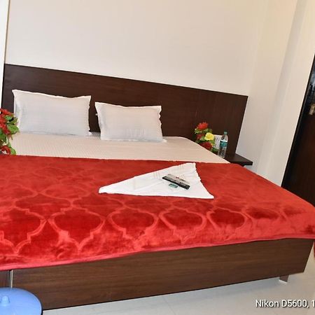 Hotel Sai Shatabdi 쉬르디 외부 사진