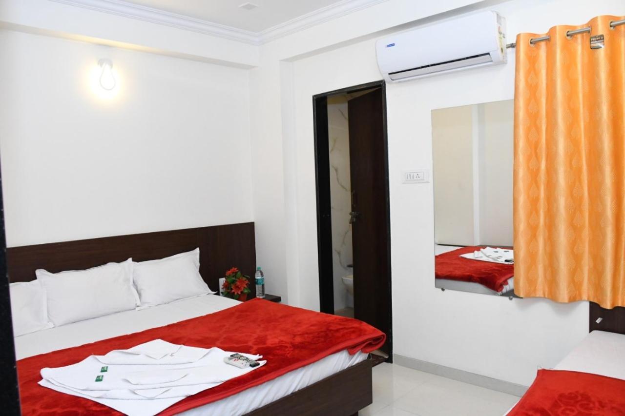 Hotel Sai Shatabdi 쉬르디 외부 사진