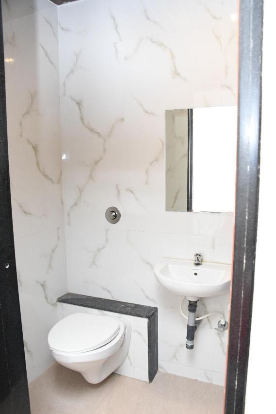 Hotel Sai Shatabdi 쉬르디 객실 사진